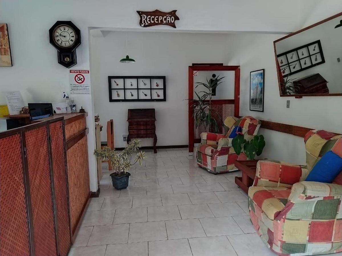 Pousada Taverna Do Golf เตเรซอโปลิส ภายนอก รูปภาพ