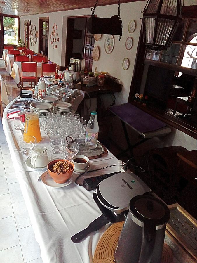 Pousada Taverna Do Golf เตเรซอโปลิส ภายนอก รูปภาพ